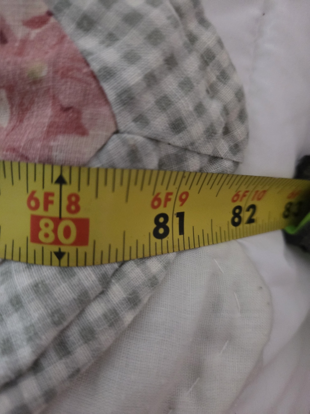 Floral Vintage Q Handmade Quilt Pink Green & Cream, Pastel - Picture 15 of 15